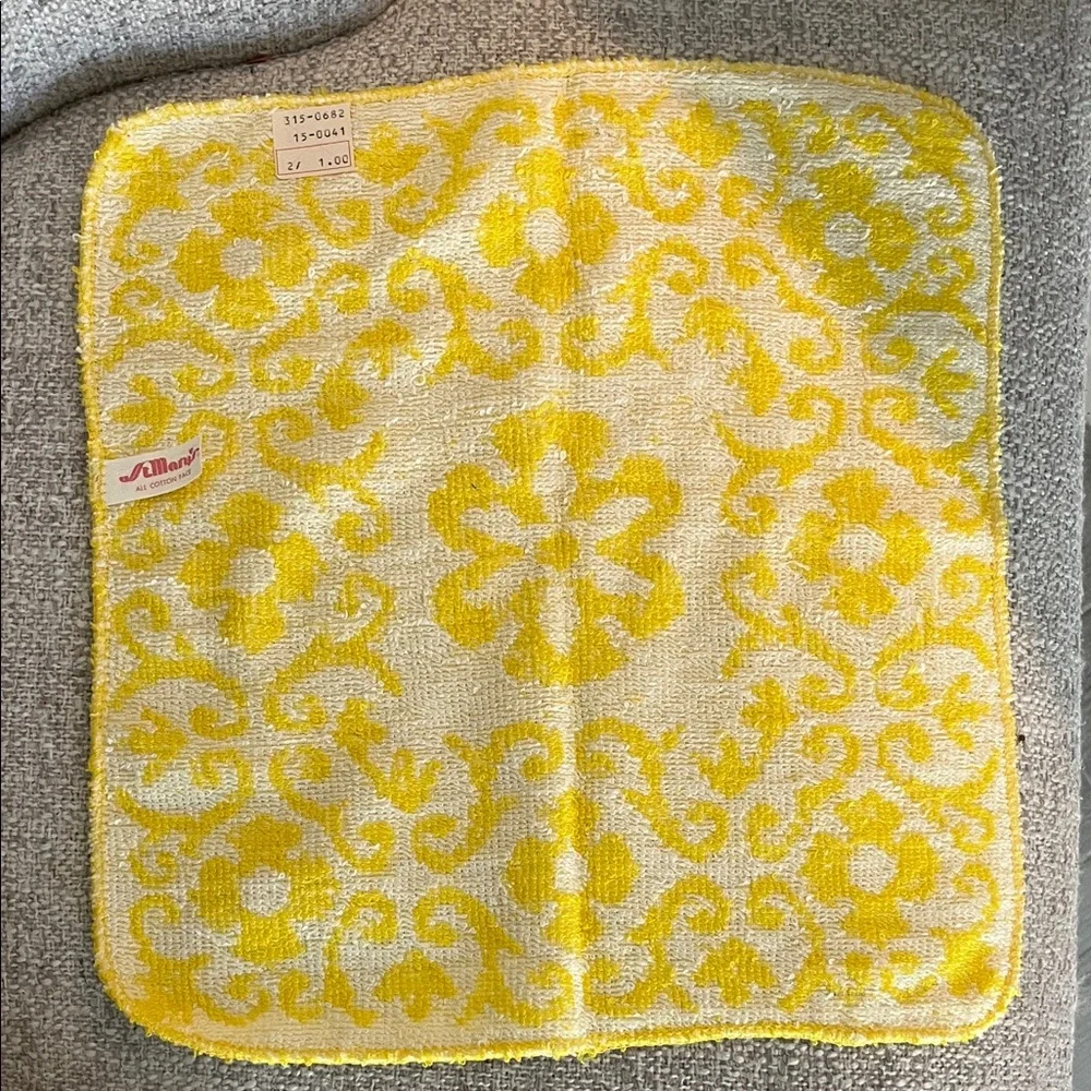 St Marys cotton vintage terrycloth washcloth yellow white flower NEW retro 70s